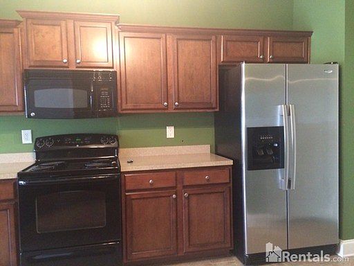 2nd image of 79 Northfield Cir
