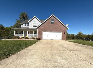 212 Maple Run Estates Blvd, Springville, IN 47462