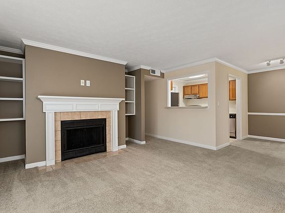 4th image of 800 Lake Placid Dr #802