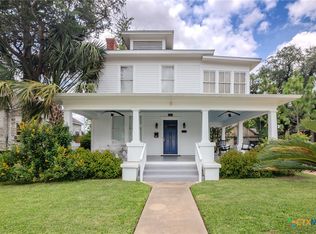 204 E Stayton Ave, Victoria, TX 77901