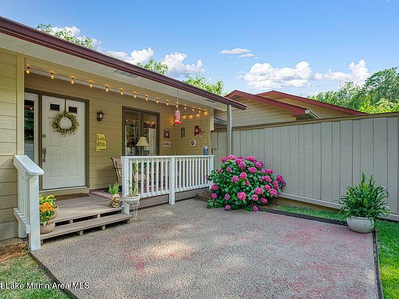 4th image of 35 Moonlight Ln #3-B