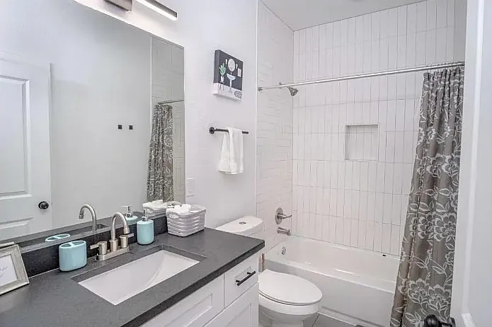 1022 Delaware St #2 — Photo 12