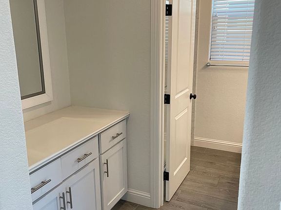3rd image of 1332 Orchid Ct