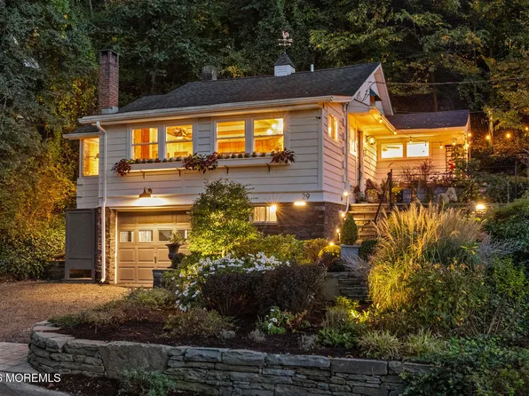 29 Bayside Drive, Atlantic Highlands, NJ 07716