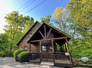 4218 Dollys Dr, Sevierville, TN 37876