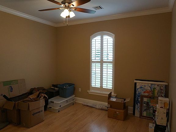 guest br 1 shutters closed