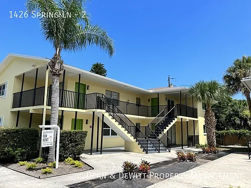 1426 Spring Ln #2 Photo 1