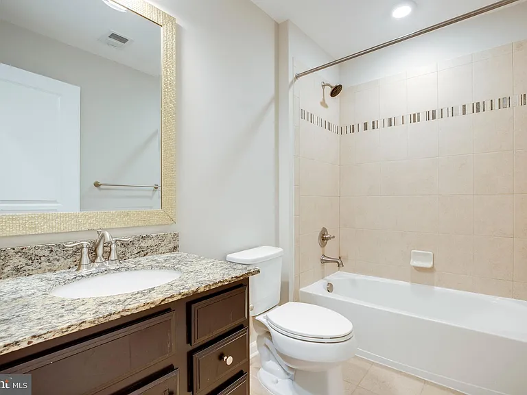 43306 John Michael Ter — Photo 29
