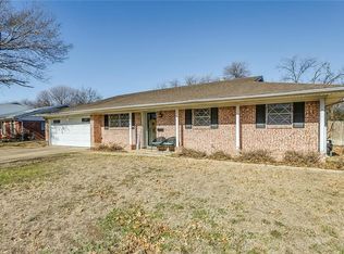 312 SW Harris St, Burleson, TX 76028