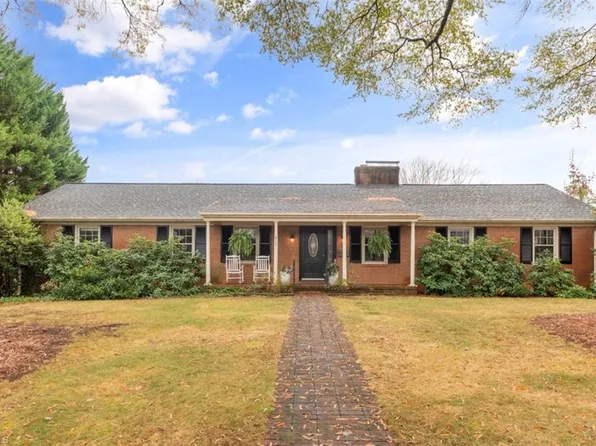 617 Downing Rd, Winston Salem, NC 27106