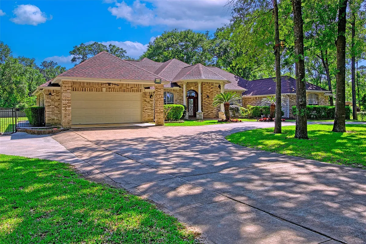 Building Photo - 11207 Indian Trails Dr