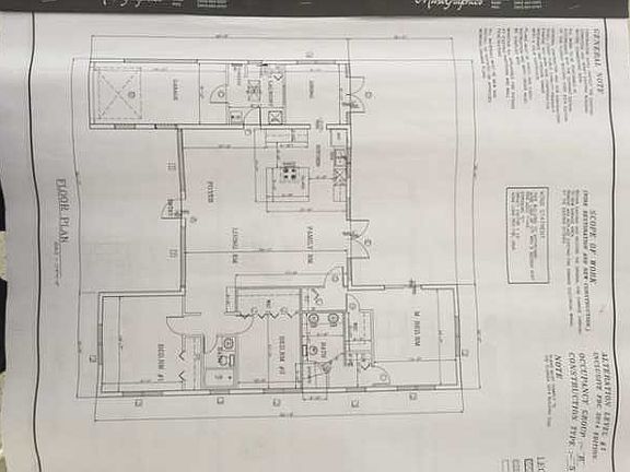 5th image of 651 SE 5th Ave
