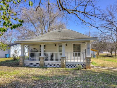 305 Bartlett Avenue, Joplin, MO, 64804