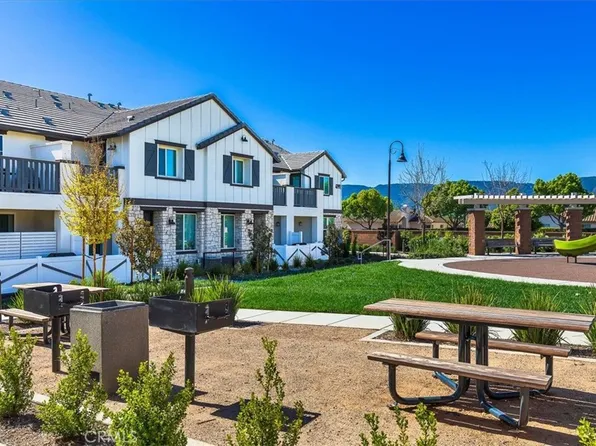 41976 Isadora St #902, Murrieta, CA 92562