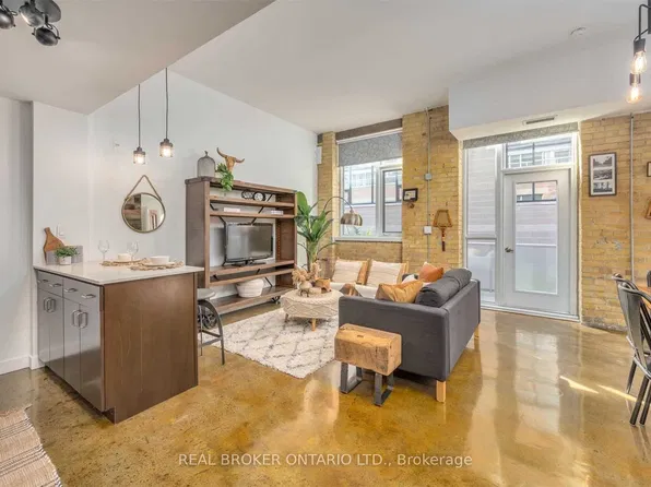 201 Carlaw Ave, Toronto, ON