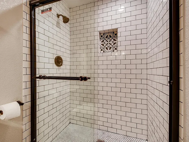 7110 S Gaylord St #L7 — Photo 32