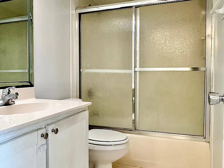 2617 Cove Cay Dr #1-311 — Photo 17