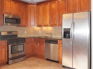 124 Gatling Pl #1F, Brooklyn, NY 11209