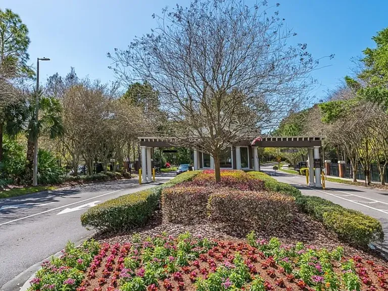 9512 Greenpointe Dr — Photo 15