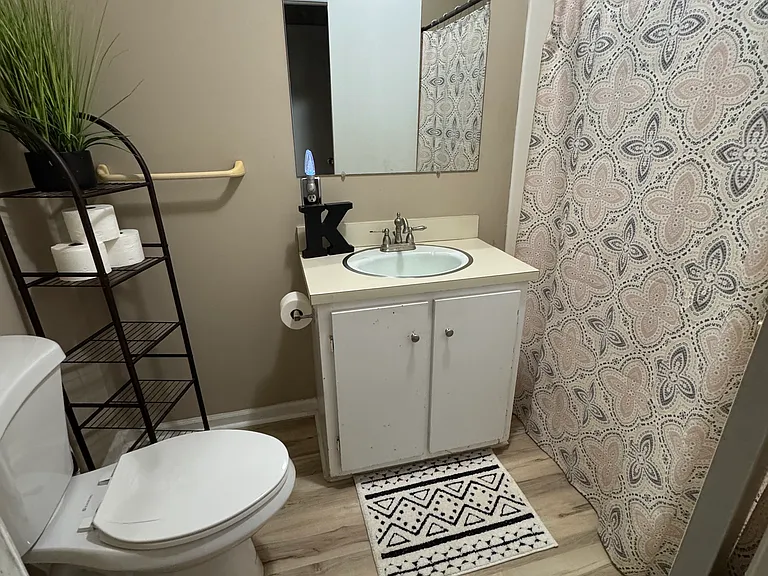 106 Kenwood Dr — Photo 8