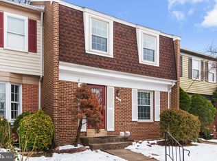 1051 Temple Ct, Sterling, VA 20164