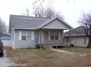 2428 N Campbell Ave, Springfield, MO 65803