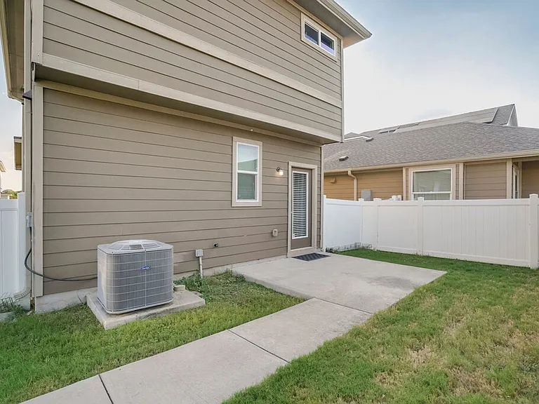 412 Cane River Rd — Photo 20