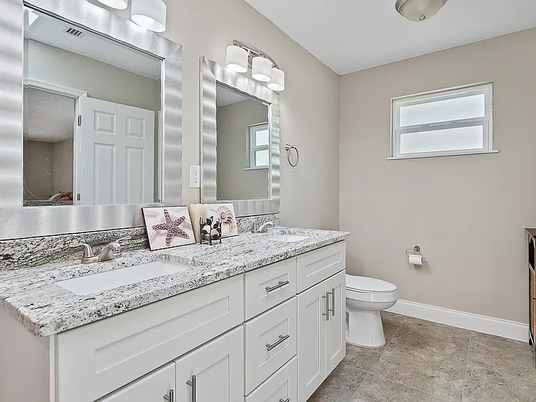 32 Pine Crest Ln — Photo 17