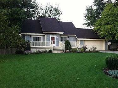 3rd image of 418 Wyoga Lake Blvd