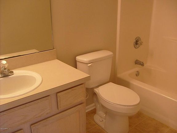 4th image of 623 Southbranch Dr