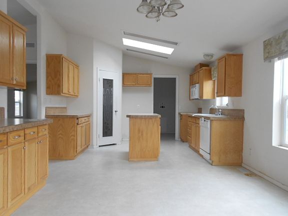 5th image of 20124 E Granite Ln