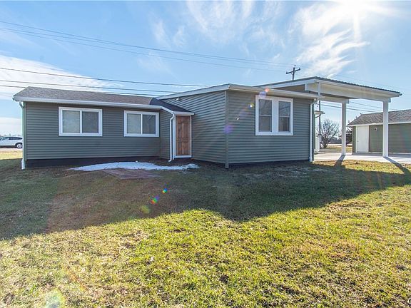 3rd image of 17079 May Irwin Rd