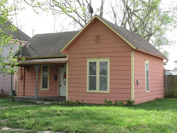 2nd image of 517 Lincoln Ave