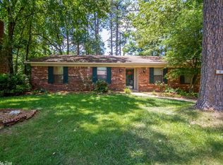 12 Hickory Ct, Little Rock, AR 72210