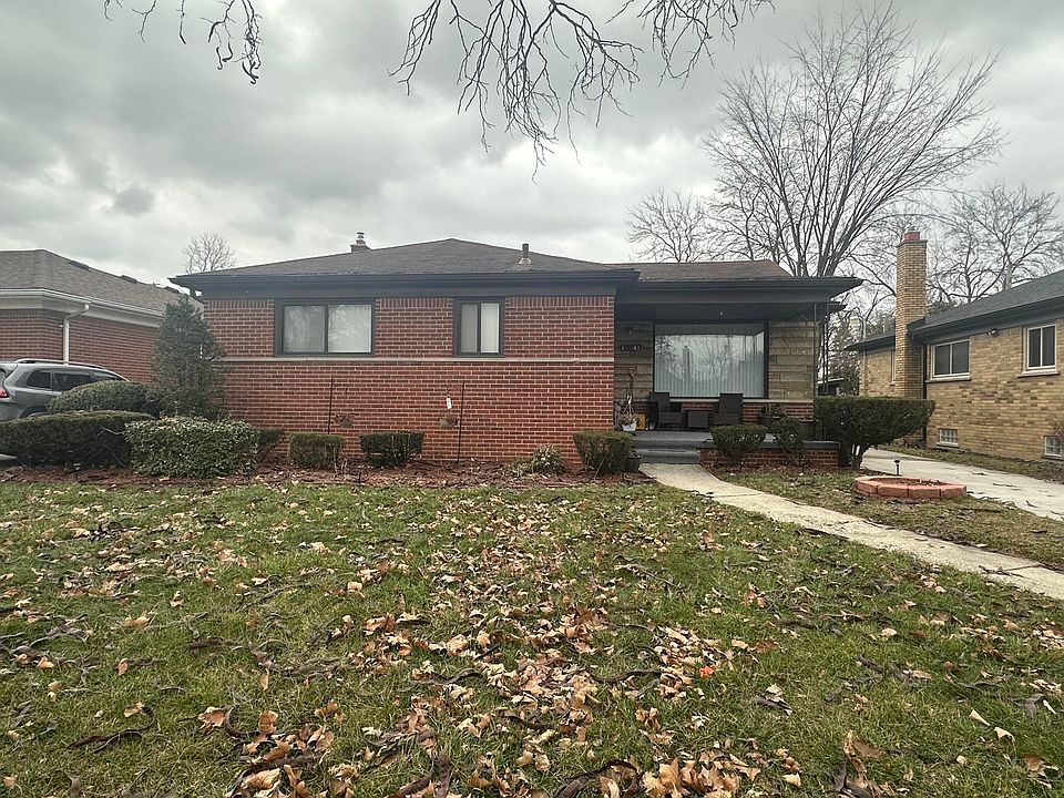 1st image of 15241 Kenwood St