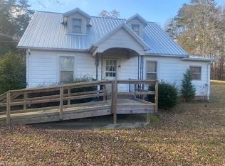 1305 Liberty Church Rd, Thomasville, NC 27360