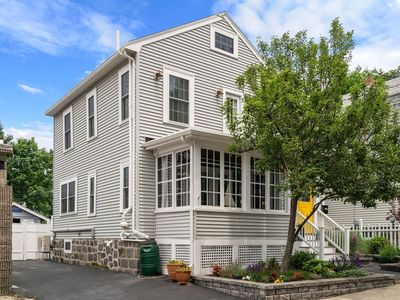 8 Nahant Ave, Dorchester, MA, 02122