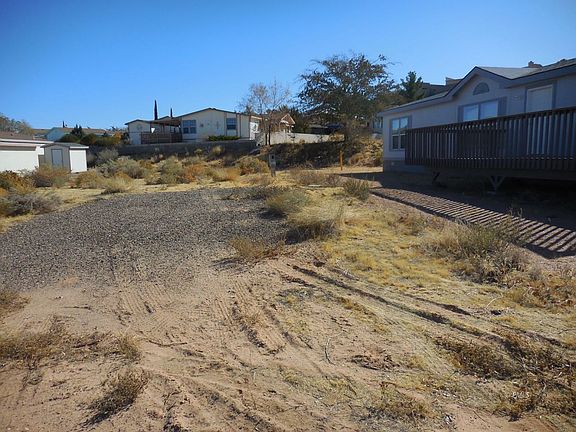 3rd image of 238 S Wahweap Dr