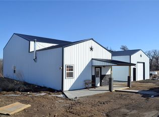 1304 N Longhorn Ln, Garwin, IA 50632