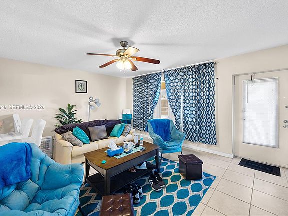 3rd image of 446 Durham Cir #446-O