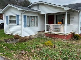 1428 Washington Ave, Milton, WV 25541