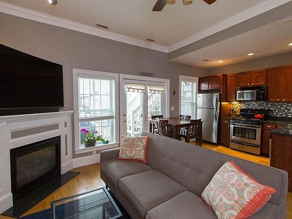 4th image of 673 E 2nd St #3