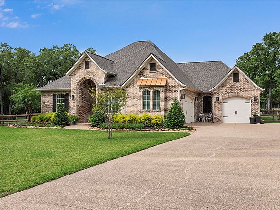 3rd image of 18310 Cantle Ct