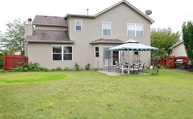 2nd image of 1044 San Mateo Dr