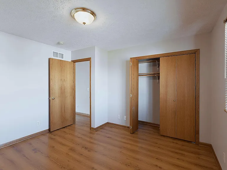 8604 Delphinium Ln — Photo 14