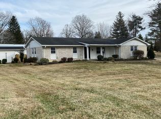 6017 Oak Hill Rd, Evansville, IN 47711