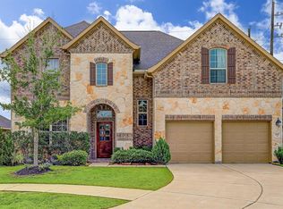 2117 Rolling Hills Dr, Pearland, TX 77581