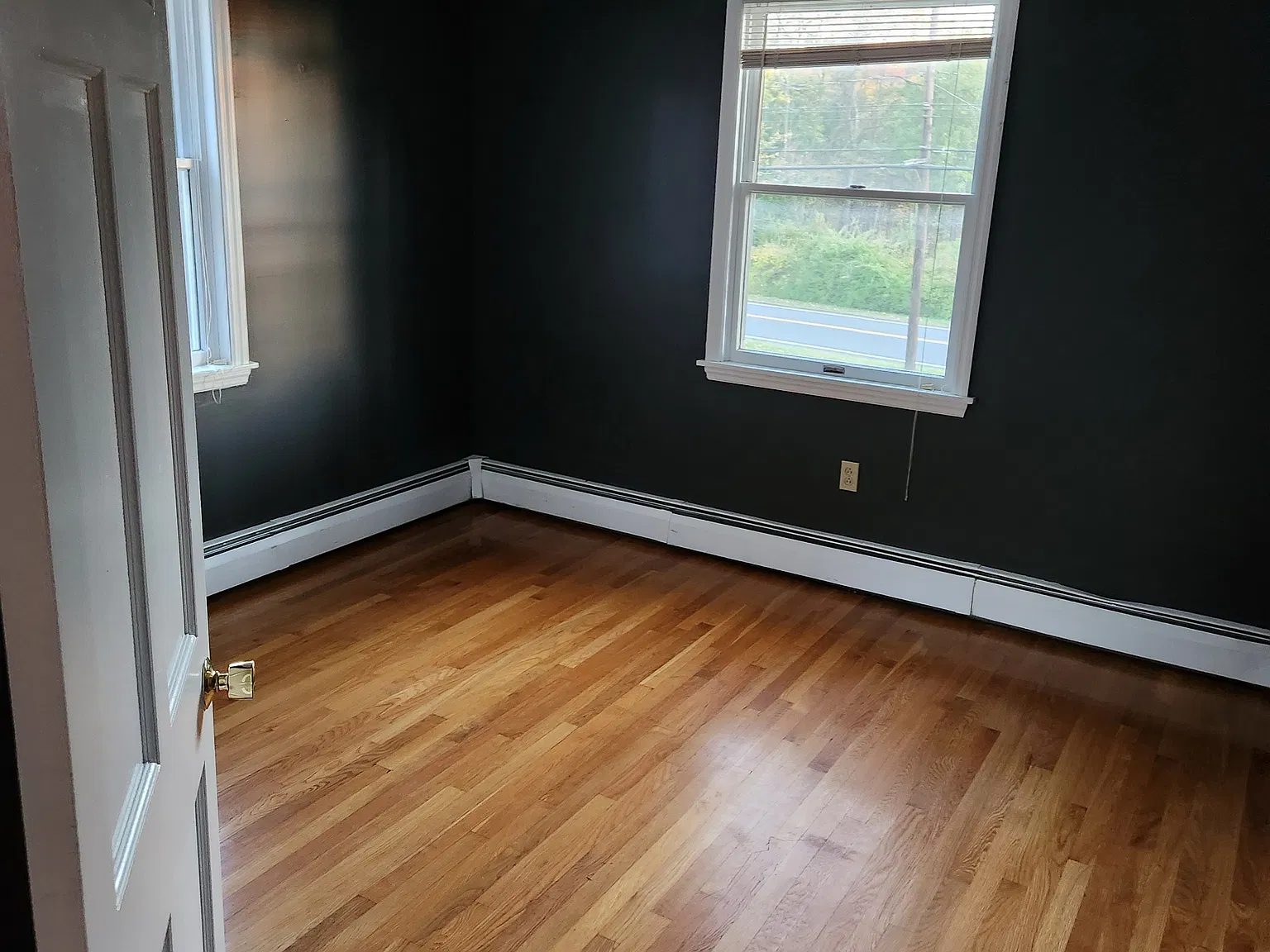3 bed, 1500 sqft, $2,500 — Photo 3