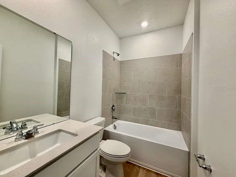5111 Natalia Dr — Photo 10