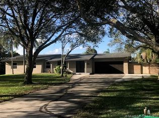 14121 SW 15th Ct, Davie, FL 33325